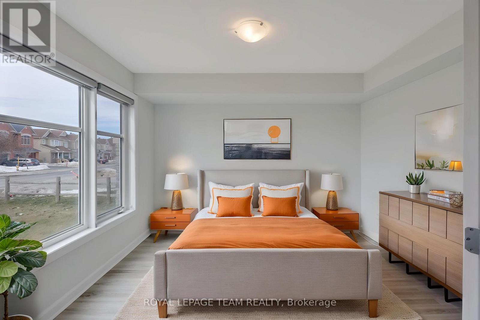 1140 Speedvale Court, Ottawa, Ontario  K2T 0P5 - Photo 6 - X13002398