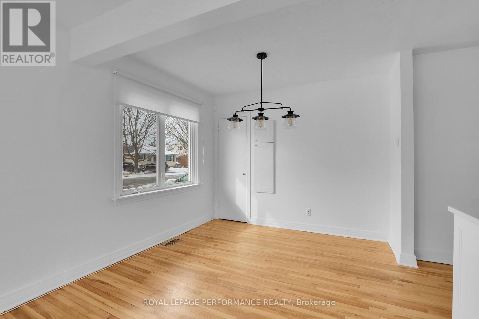 Upper Unit - 940 Brant Upper Unit Street, Ottawa, Ontario  K1K 3N2 - Photo 10 - X13002520