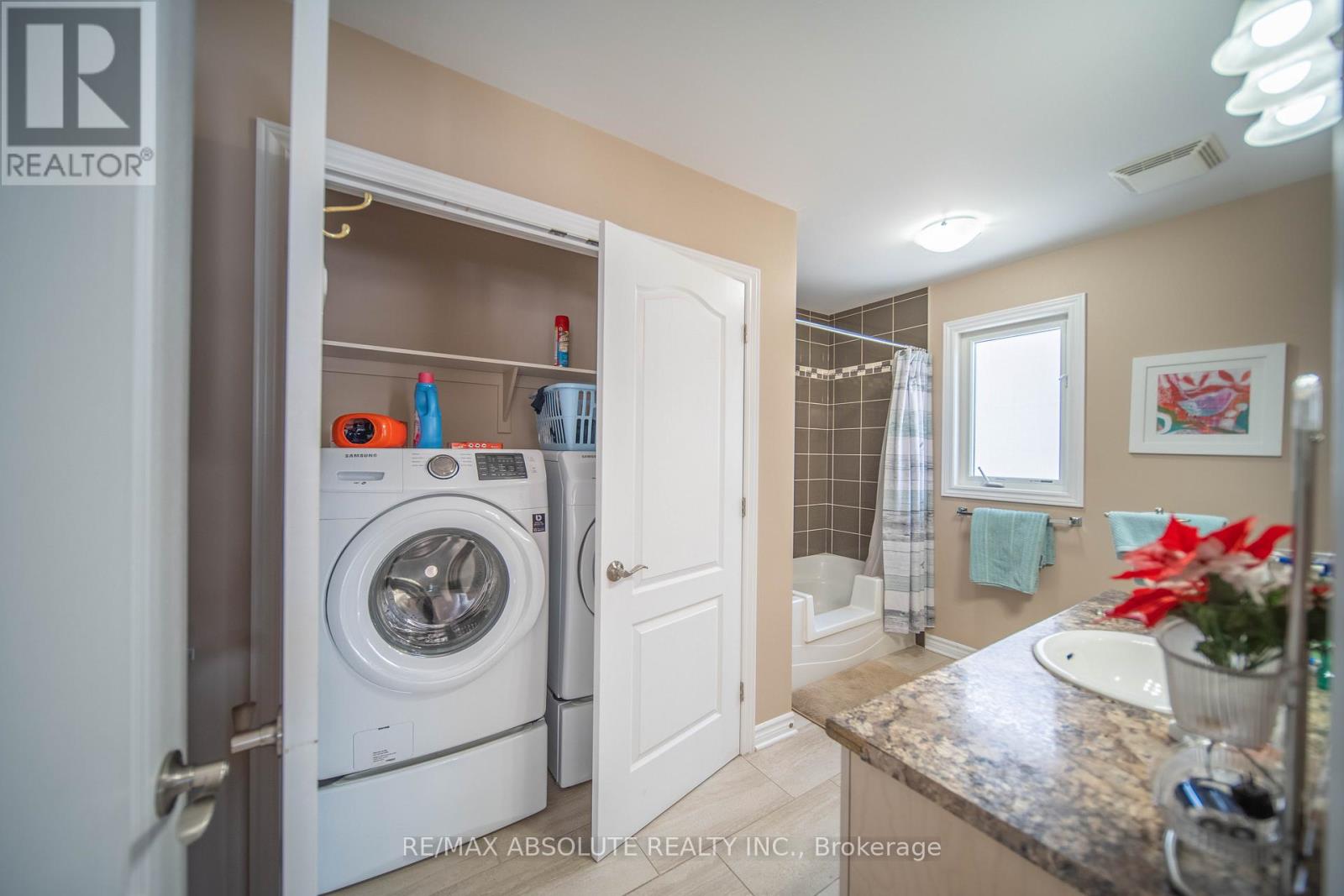 148 Equinox Drive, Russell, Ontario  K0A 1W1 - Photo 19 - X12838070