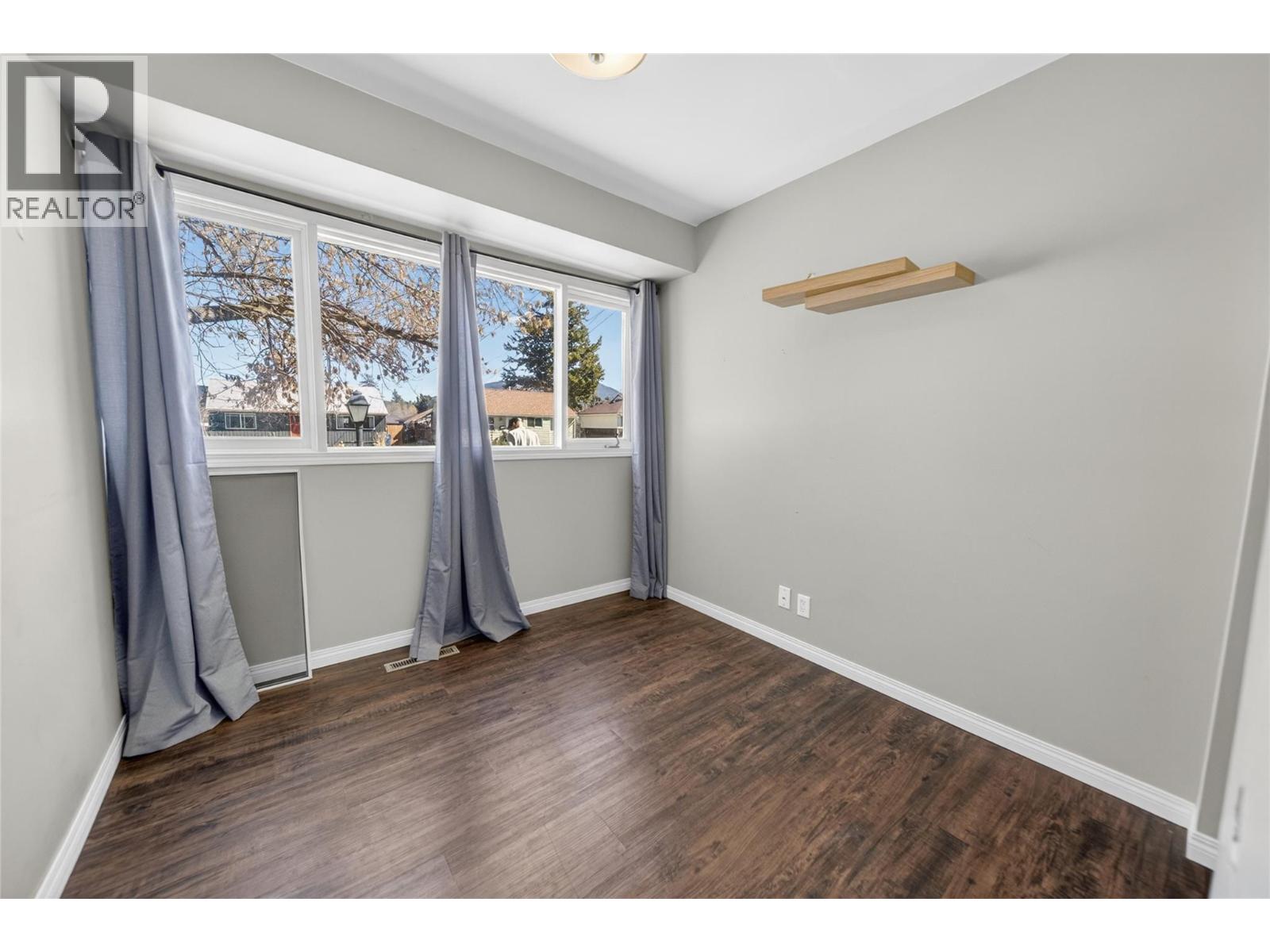 403 13th Avenue S, Cranbrook, British Columbia  V1C 2W3 - Photo 15 - 10383183
