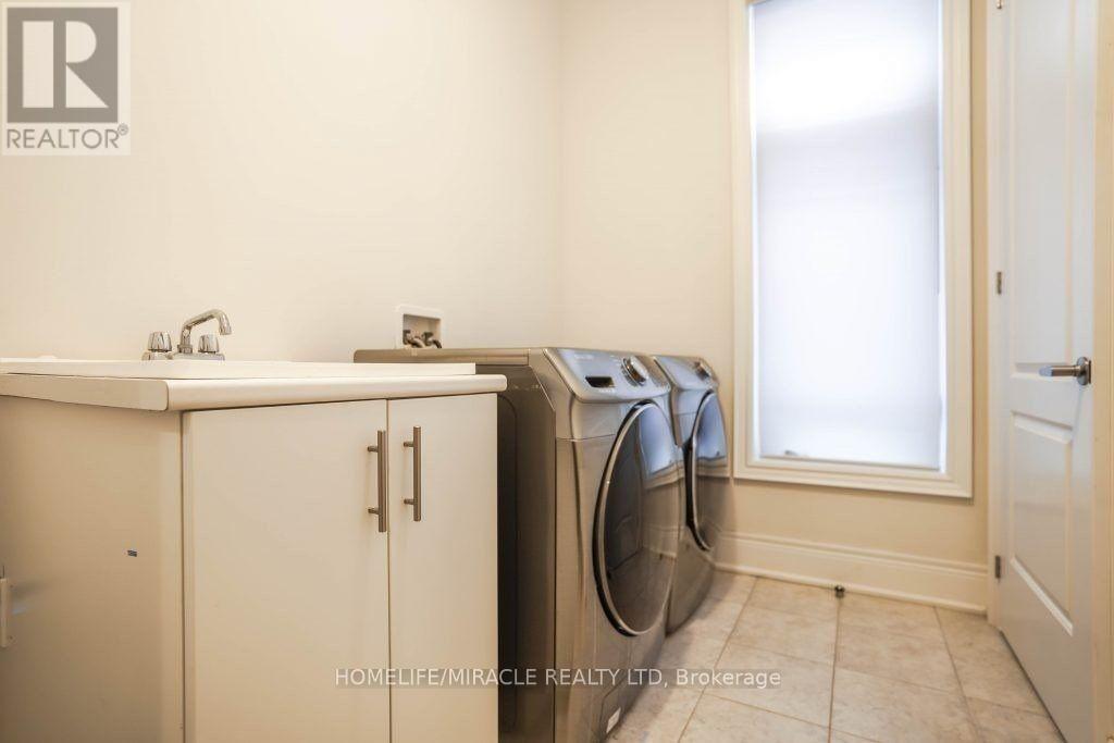 16 Lyle Way, Brampton, Ontario  L6X 5P8 - Photo 17 - W12951398