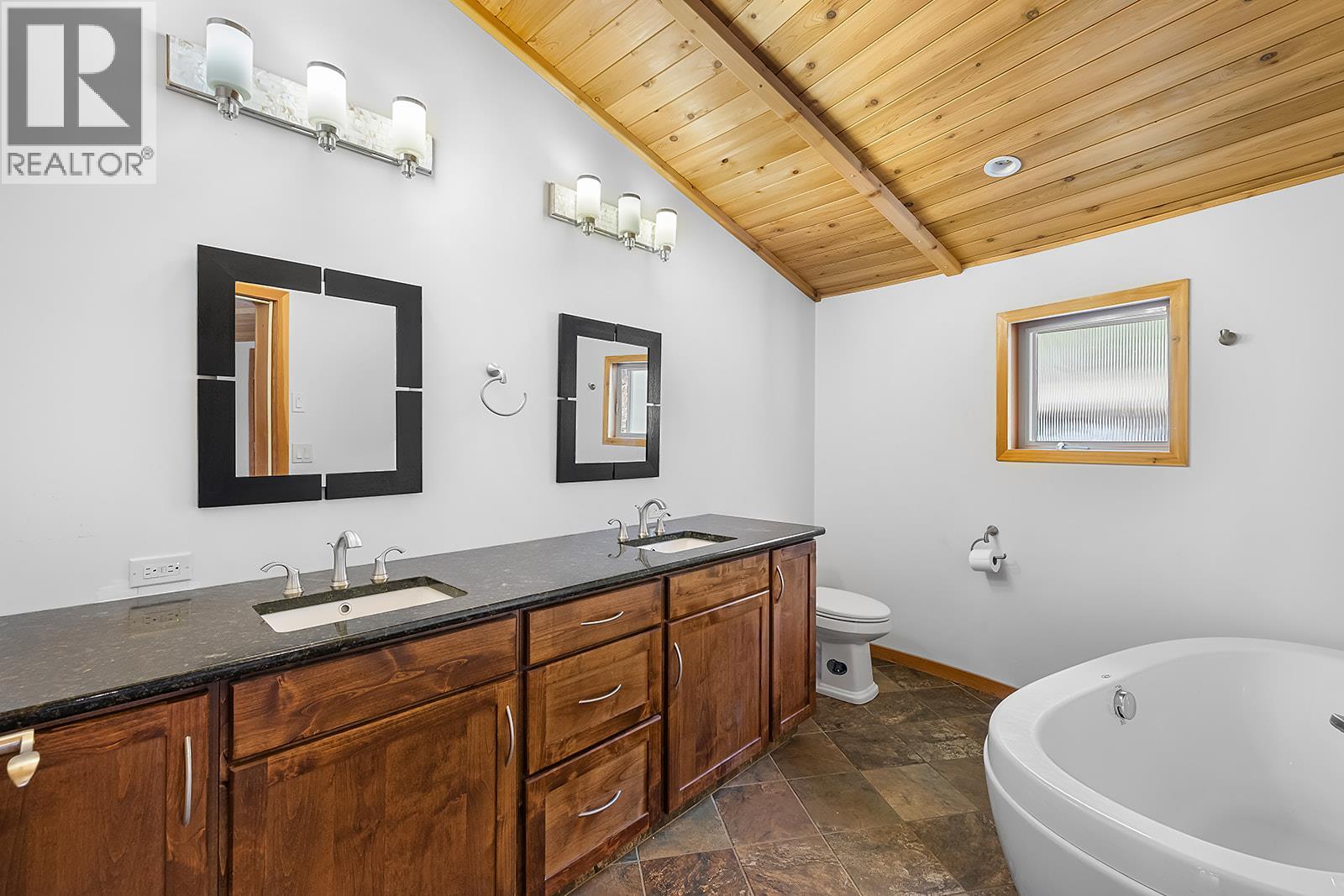 3584 St. Mary Lake Road, Kimberley, British Columbia  V1A 3K5 - Photo 16 - 10382884
