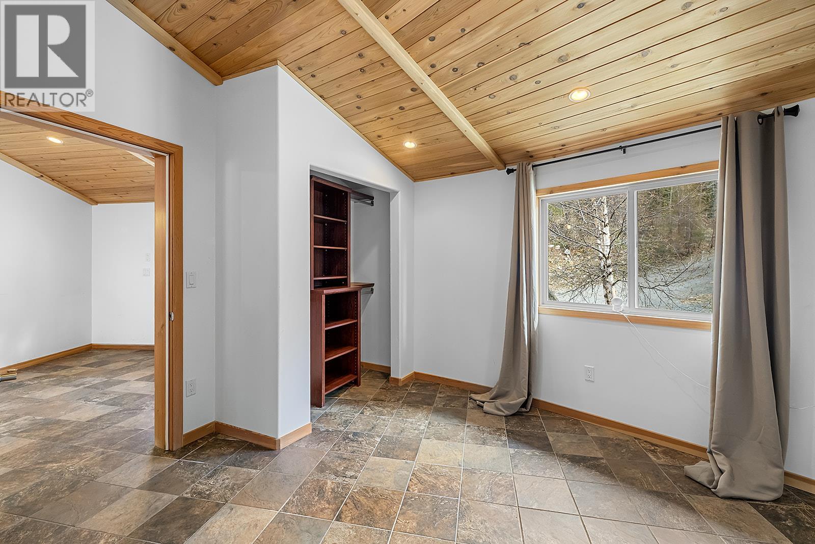 3584 St. Mary Lake Road, Kimberley, British Columbia  V1A 3K5 - Photo 17 - 10382884