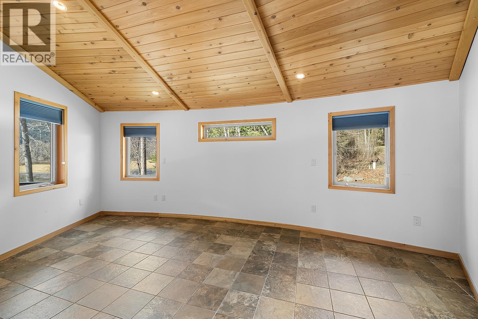 3584 St. Mary Lake Road, Kimberley, British Columbia  V1A 3K5 - Photo 18 - 10382884