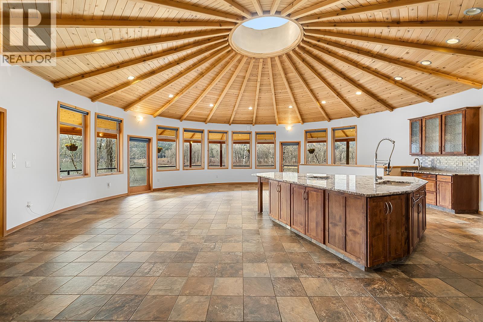 3584 St. Mary Lake Road, Kimberley, British Columbia  V1A 3K5 - Photo 6 - 10382884