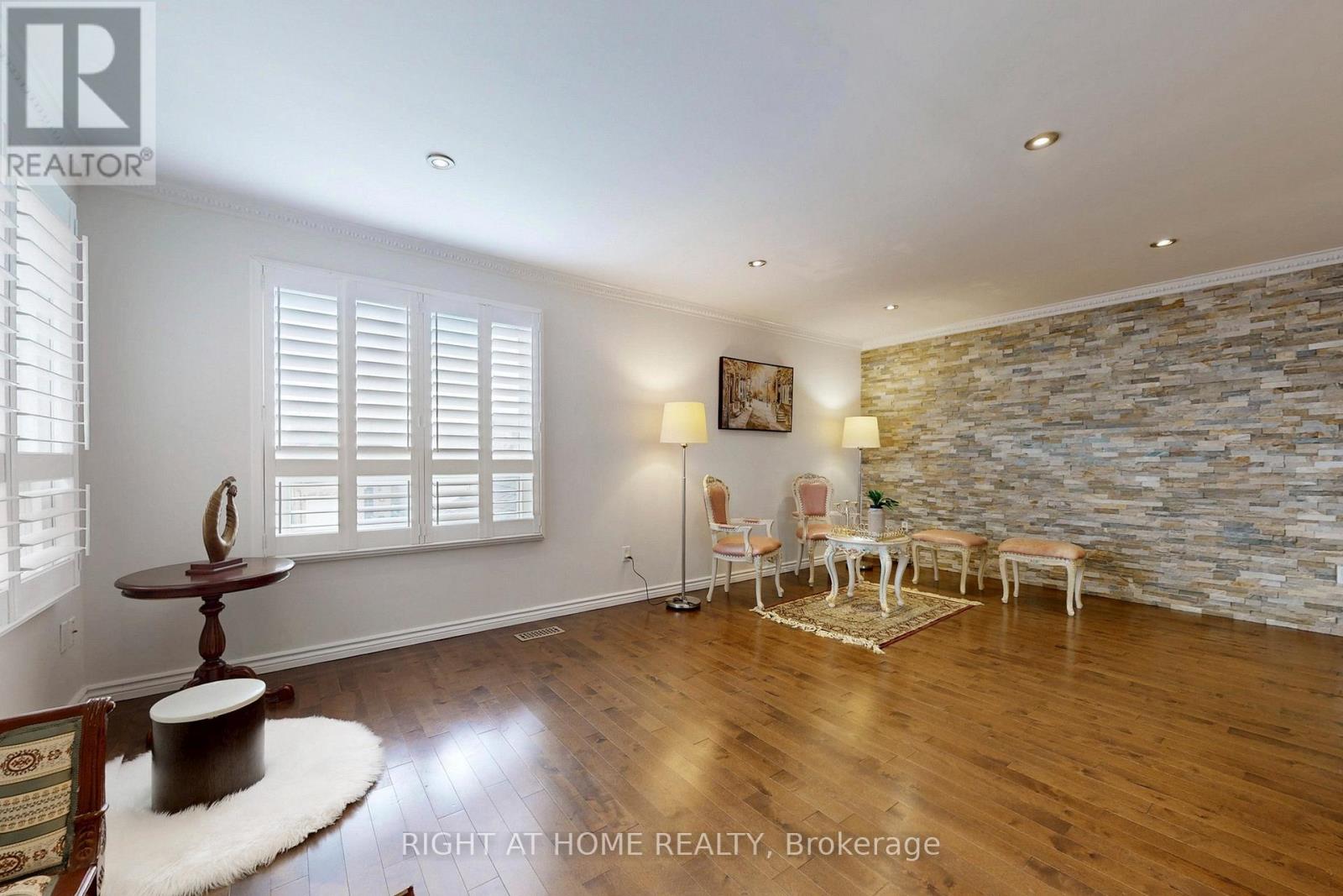 4151 Quaker Hill Drive, Mississauga, Ontario  L5C 3M2 - Photo 19 - W13000058