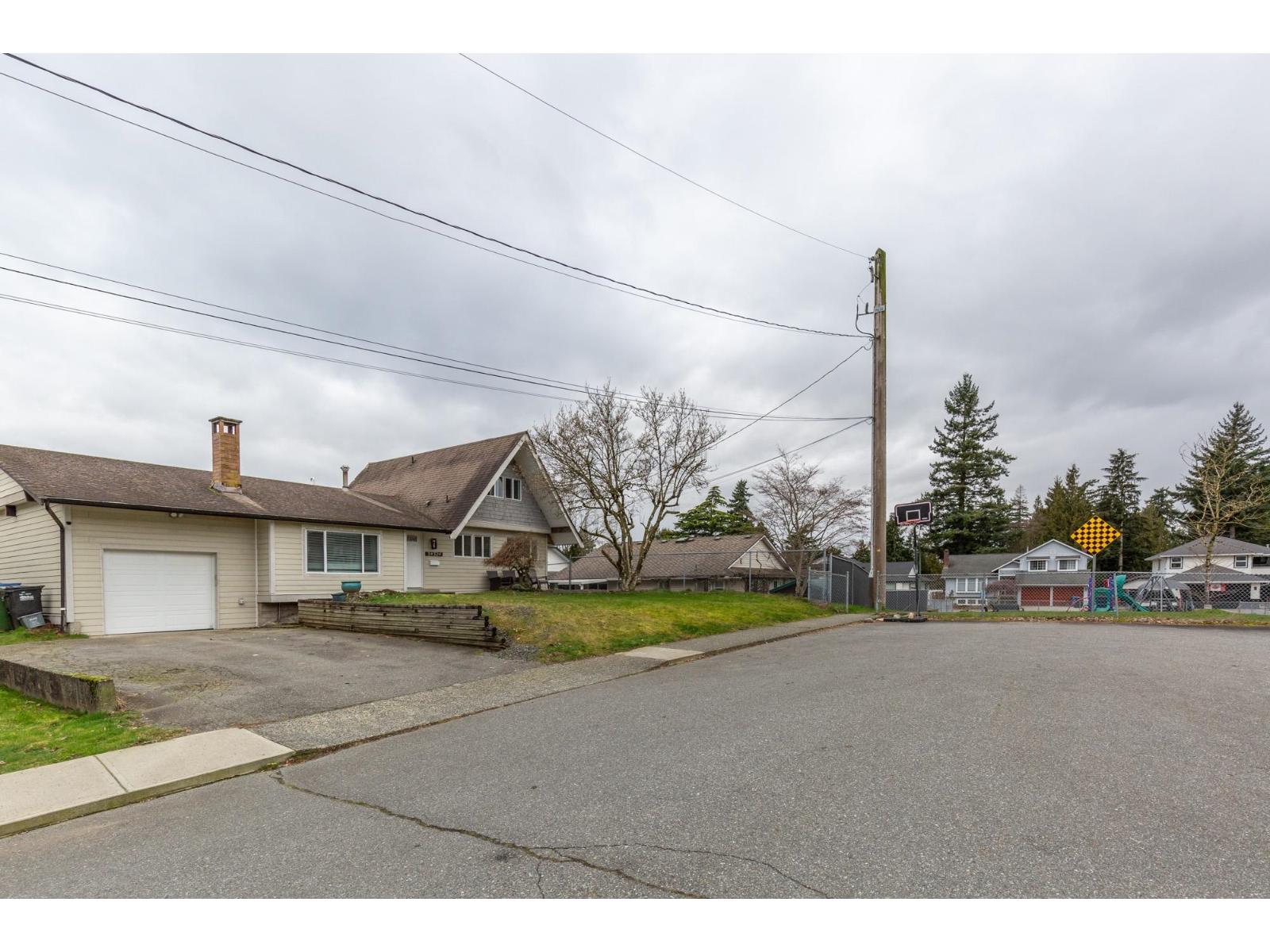 34324 Mendham Street, Abbotsford, British Columbia  V3S 4K6 - Photo 8 - R3110868
