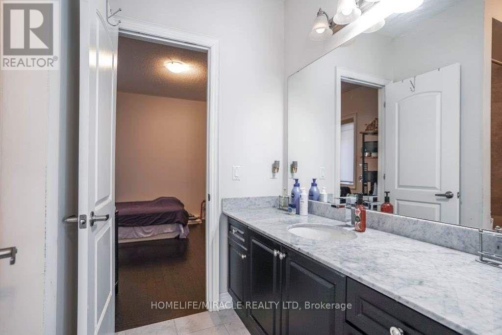 16 Lyle Way, Brampton, Ontario  L6X 5P8 - Photo 23 - W12951398