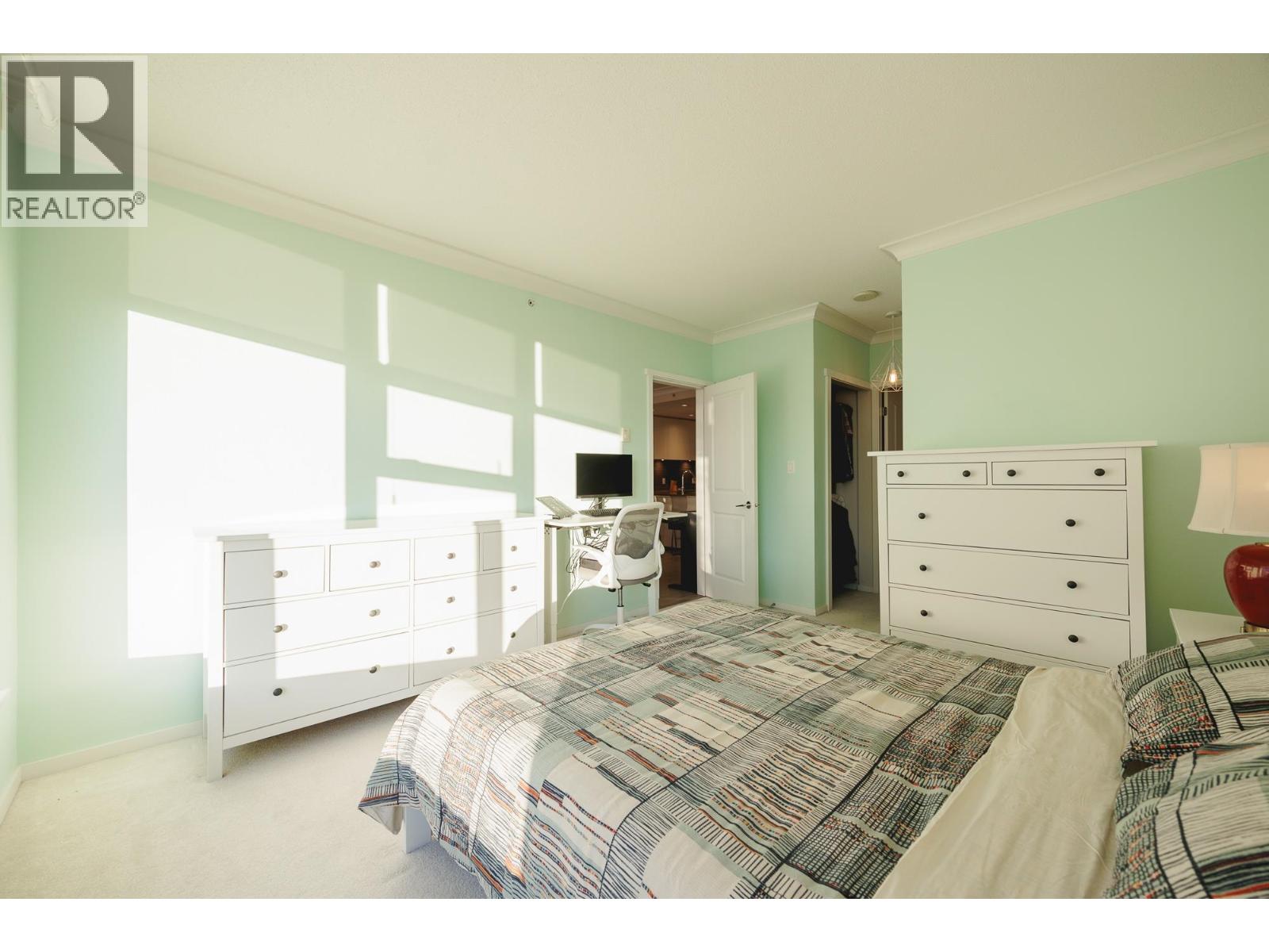 2205 3102 Windsor Gate, Coquitlam, British Columbia V3B 0J3 - Photo 16 - R3111725