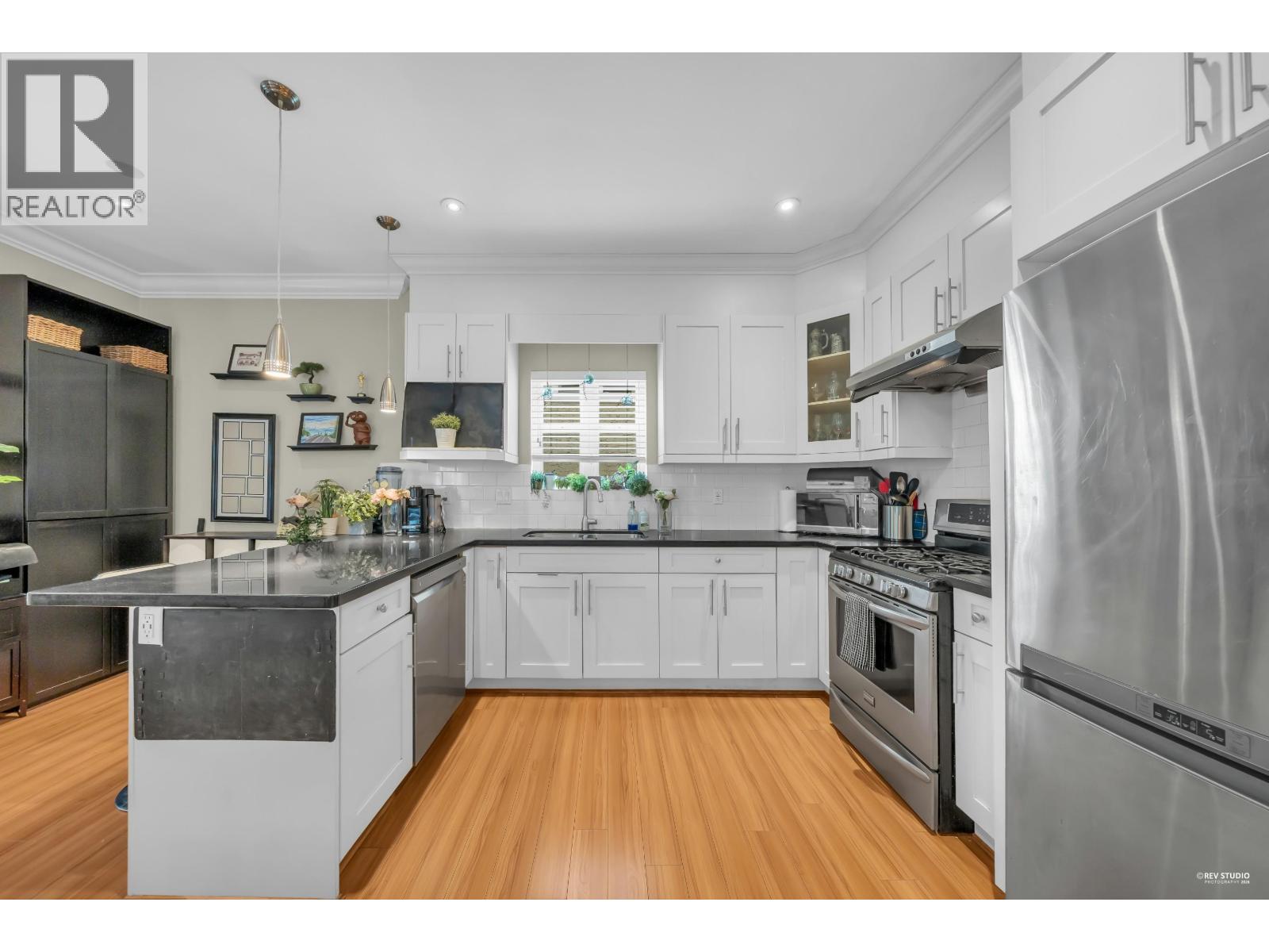 723 E 12th Avenue, Vancouver, British Columbia V5T 2J1 - Photo 14 - R3111730