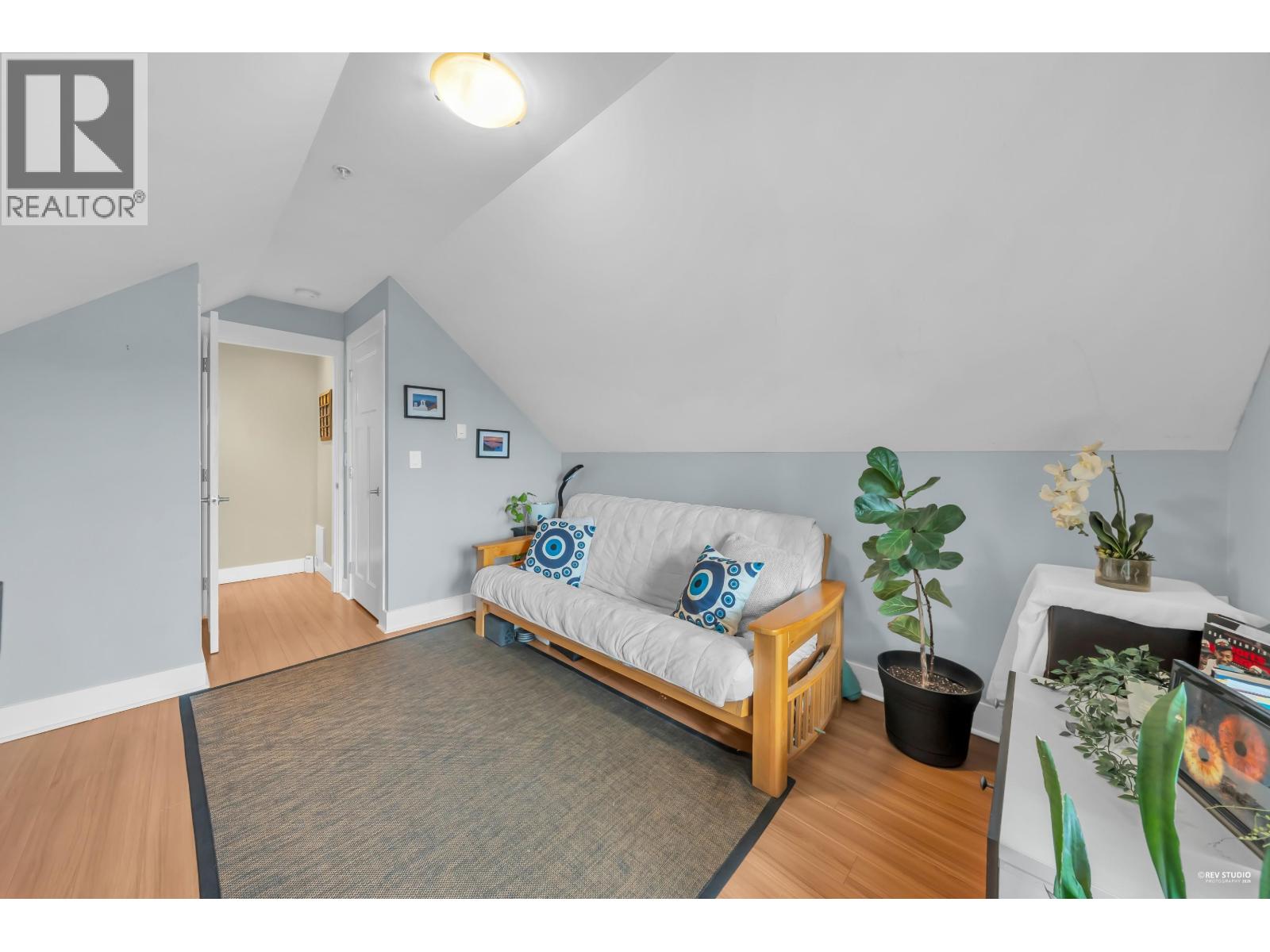 723 E 12th Avenue, Vancouver, British Columbia V5T 2J1 - Photo 25 - R3111730