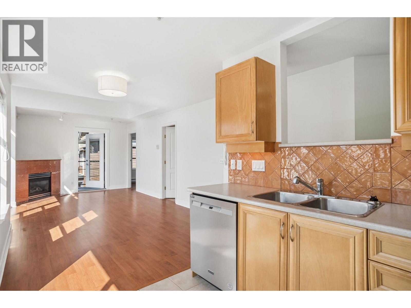 305 2119 Yew Street, Vancouver, British Columbia V6K 3G6 - Photo 10 - R3111731