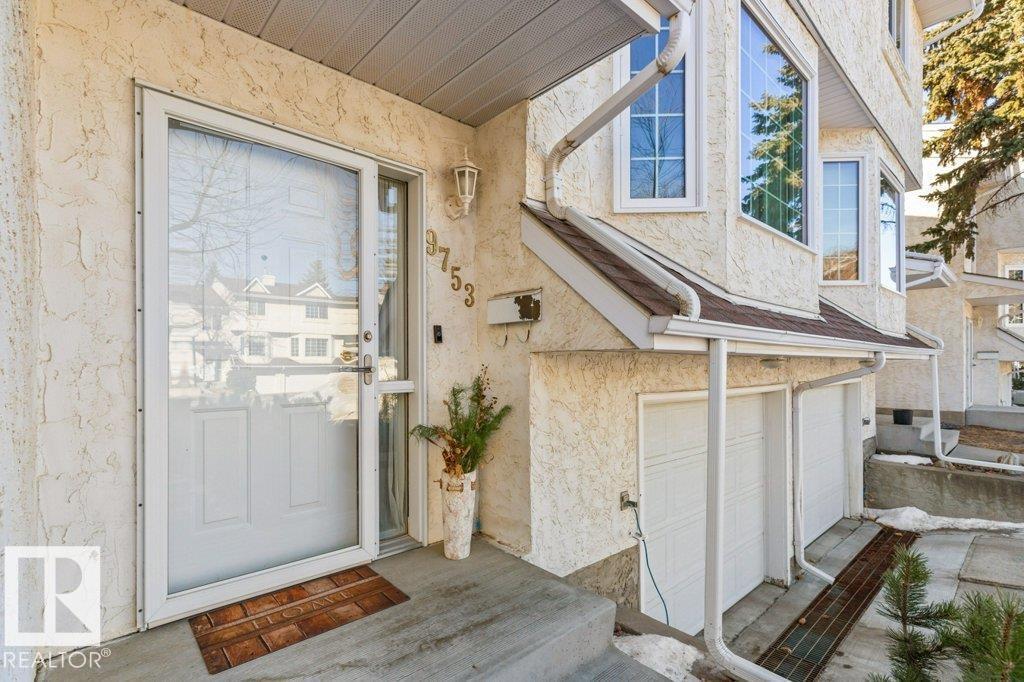 9753 176 St NW, Edmonton, Alberta T5T 6B3 - Photo 4 - E4482363