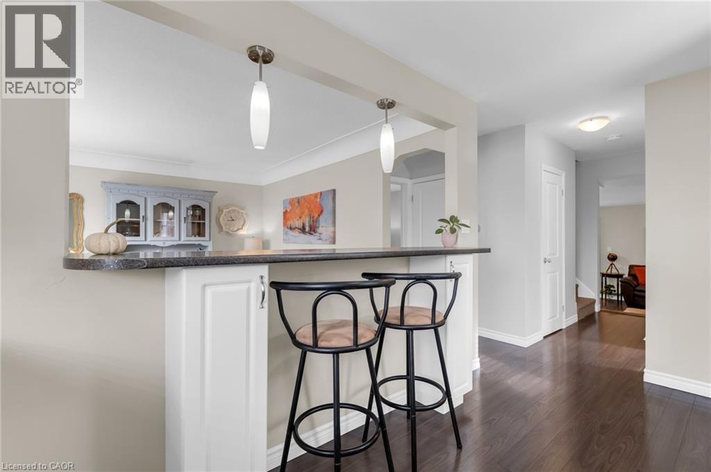 475 East 38th Street, Hamilton, Ontario  L8V 4G7 - Photo 14 - 40820915