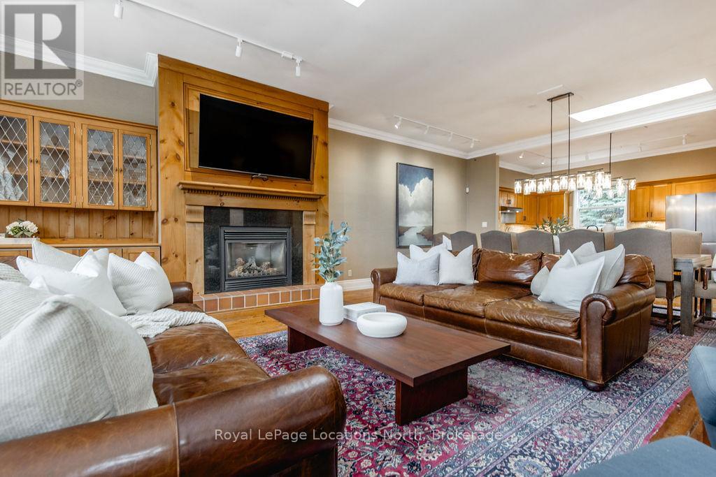 795853 Grey 19 Road, Collingwood, Ontario L9Y 3Y9 - Photo 13 - S13002436