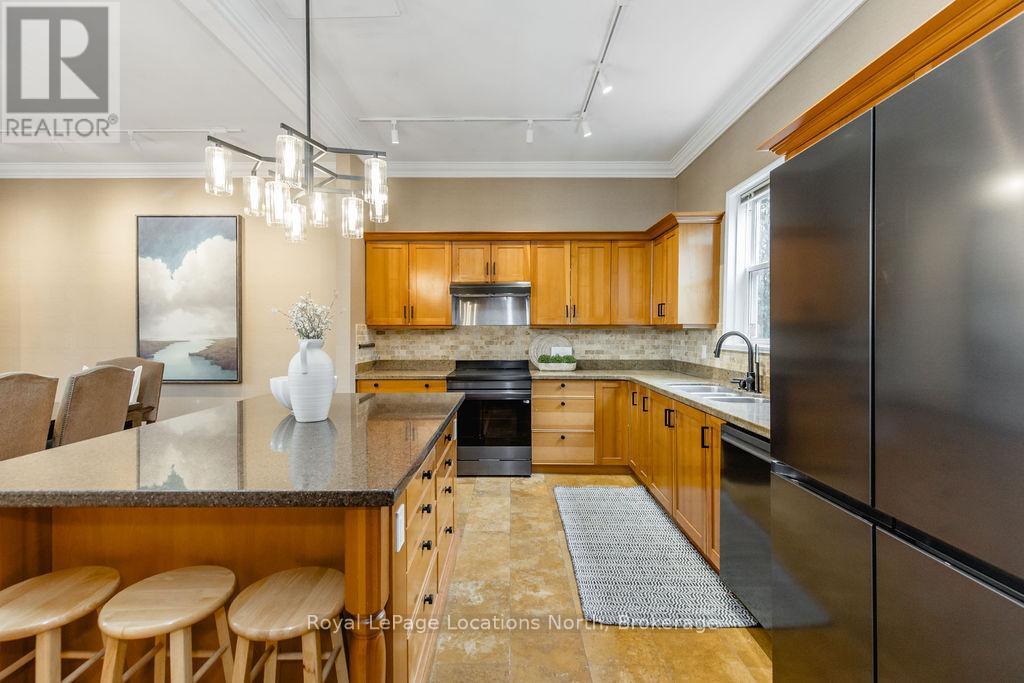 795853 Grey 19 Road, Collingwood, Ontario L9Y 3Y9 - Photo 20 - S13002436