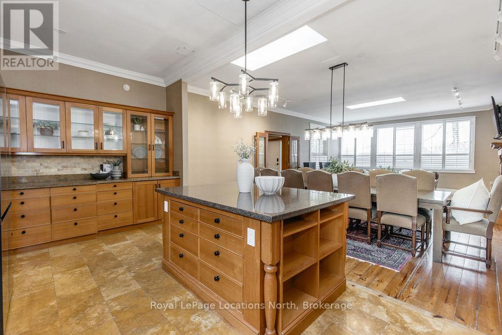 795853 Grey 19 Road, Collingwood, Ontario L9Y 3Y9 - Photo 21 - S13002436