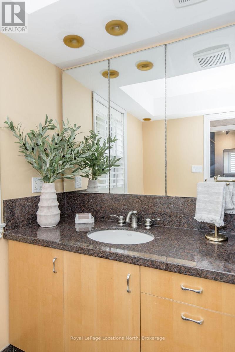 795853 Grey 19 Road, Collingwood, Ontario L9Y 3Y9 - Photo 28 - S13002436