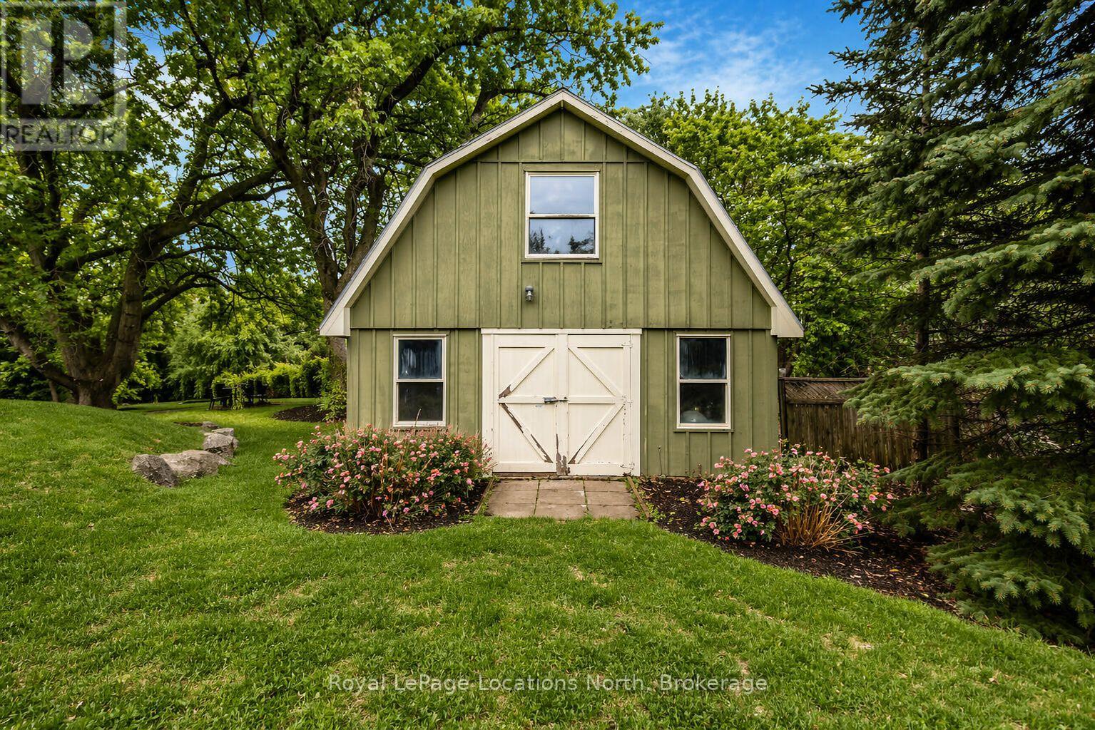 795853 Grey 19 Road, Collingwood, Ontario L9Y 3Y9 - Photo 39 - S13002436