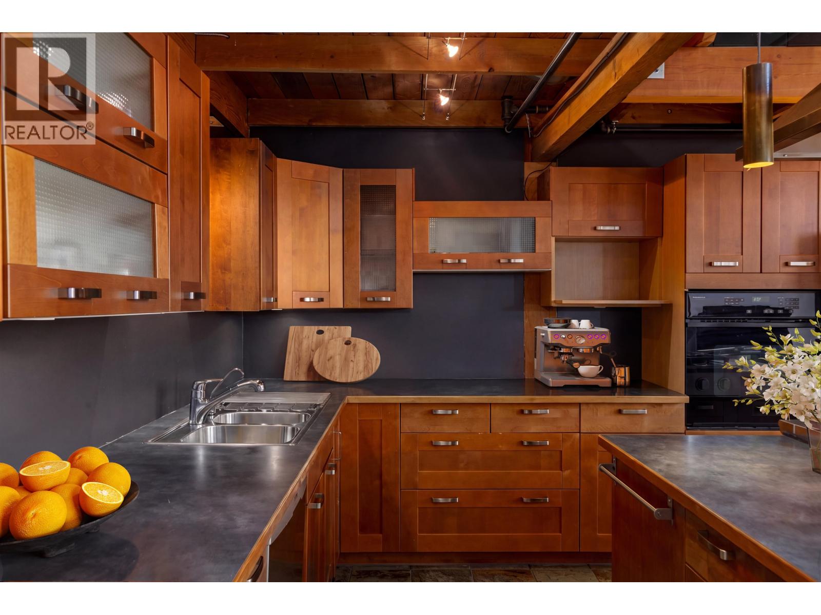 211 1220 E Pender Street, Vancouver, British Columbia  V6A 1W8 - Photo 9 - R3111485