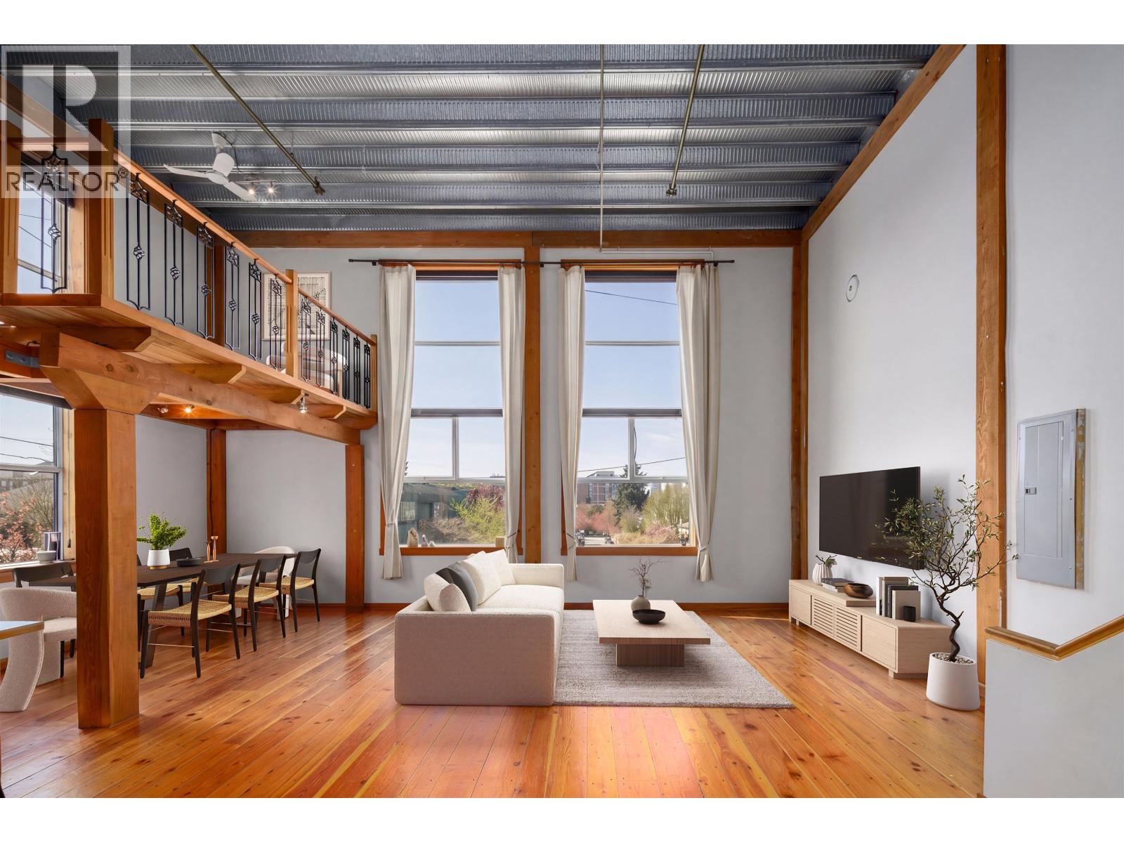 211 1220 E Pender Street, Vancouver, British Columbia  V6A 1W8 - Photo 1 - R3111485