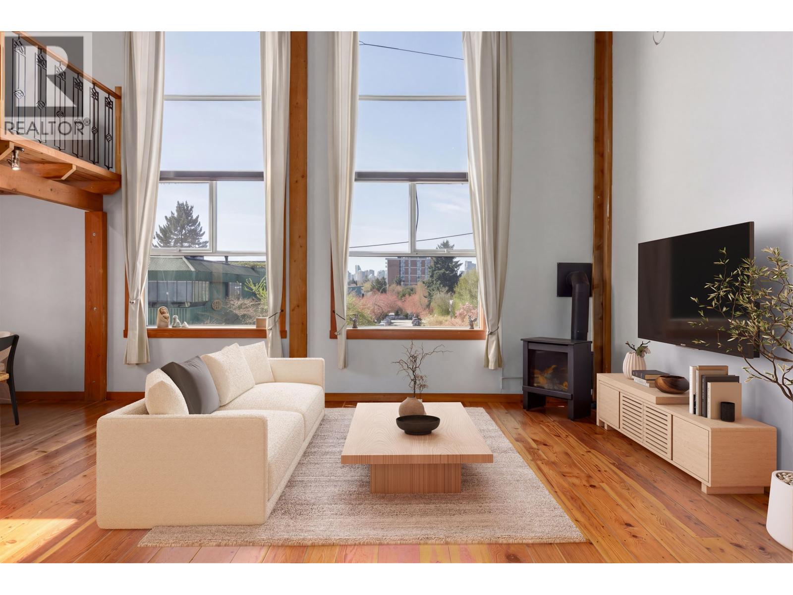 211 1220 E Pender Street, Vancouver, British Columbia  V6A 1W8 - Photo 3 - R3111485