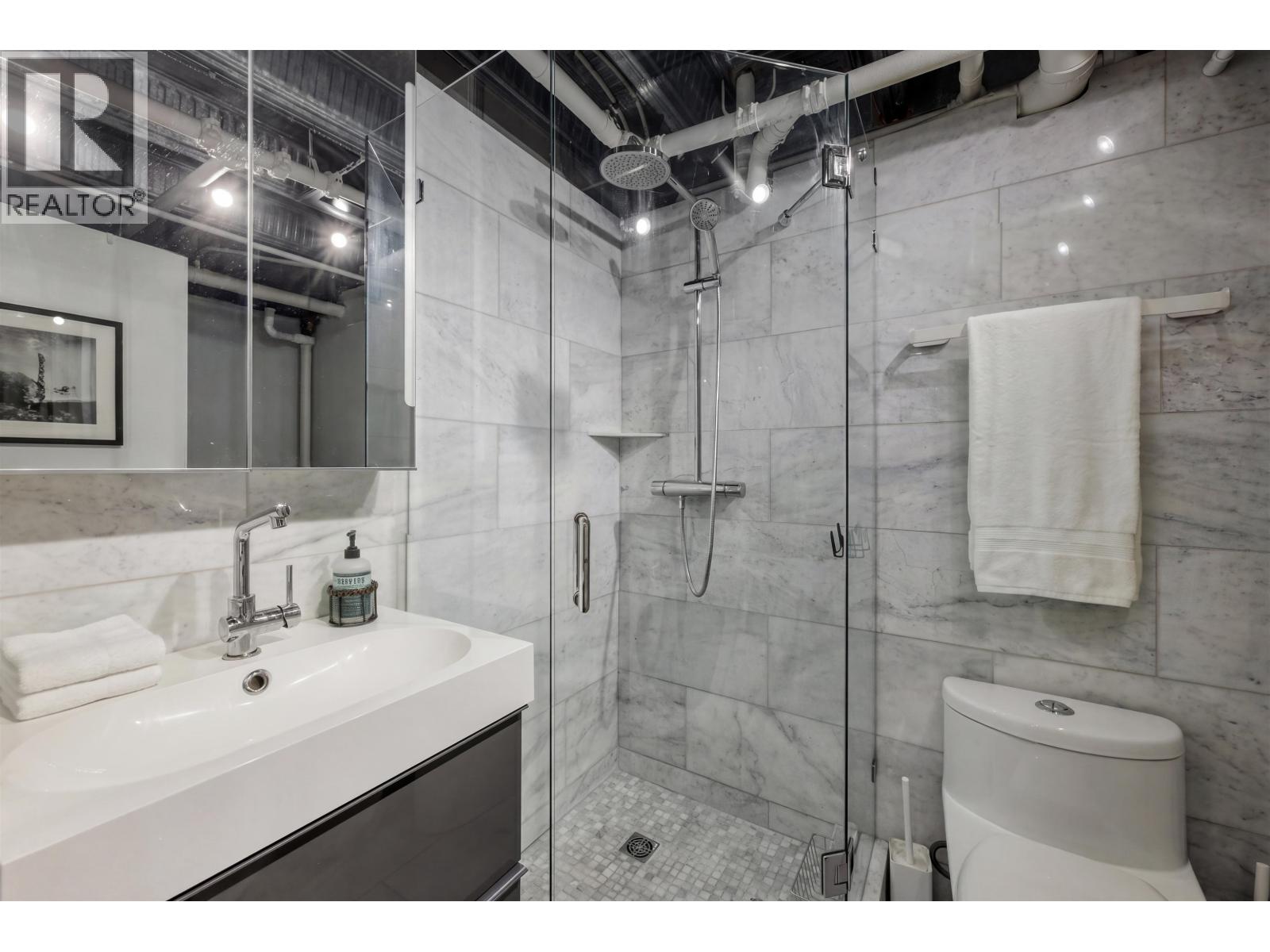 211 1220 E Pender Street, Vancouver, British Columbia  V6A 1W8 - Photo 21 - R3111485