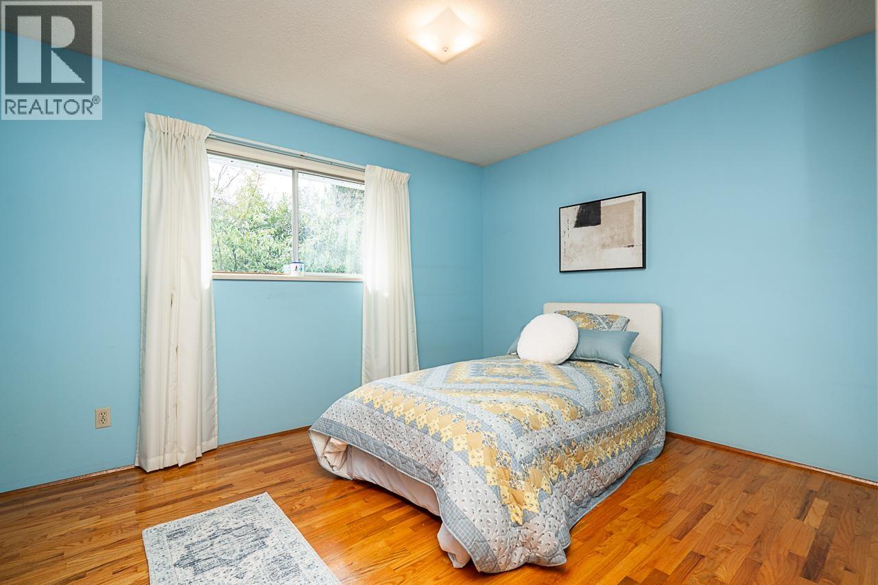 1634 Ross Road, North Vancouver, British Columbia  V7J 1V4 - Photo 20 - R3110908