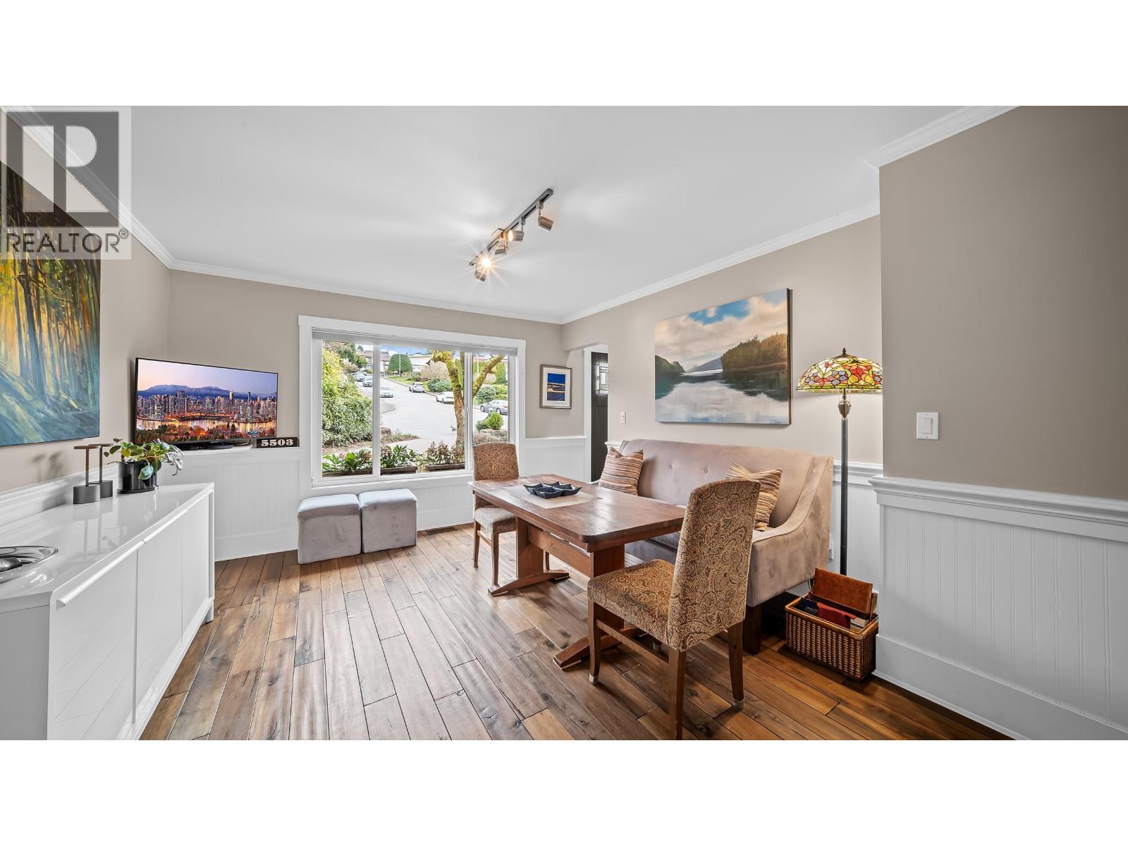 5503 Brookdale Court, Burnaby, British Columbia  V5B 2C6 - Photo 11 - R3111770