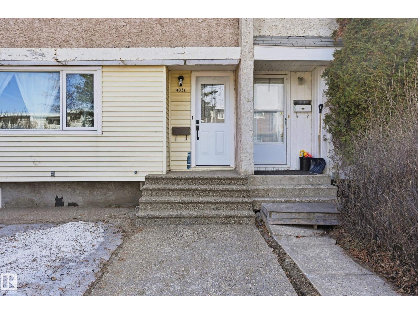 9031 133 Avenue Nw, Edmonton, Alberta  T5E 1C4 - Photo 3 - E4482372