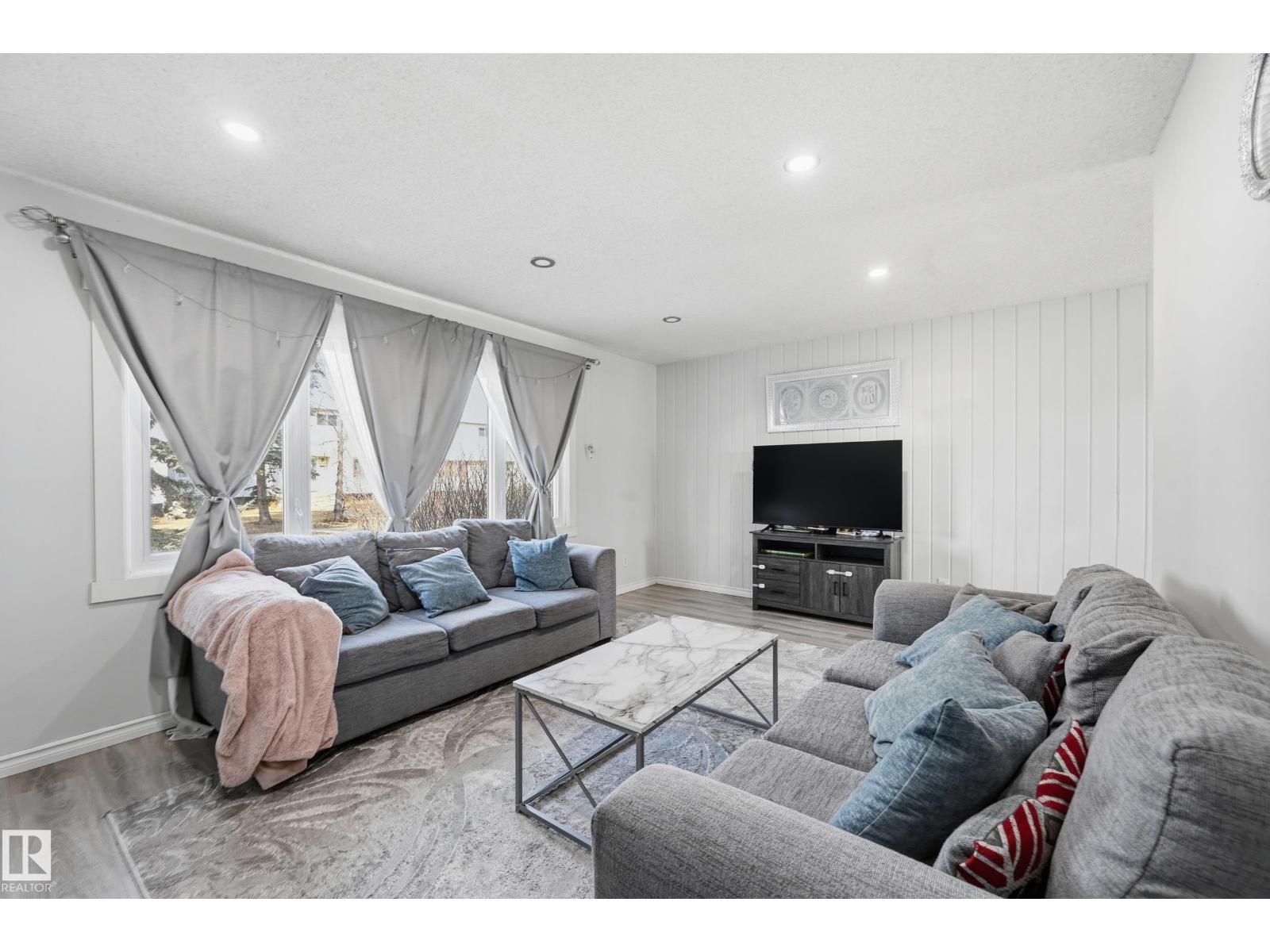 9031 133 Avenue Nw, Edmonton, Alberta  T5E 1C4 - Photo 8 - E4482372