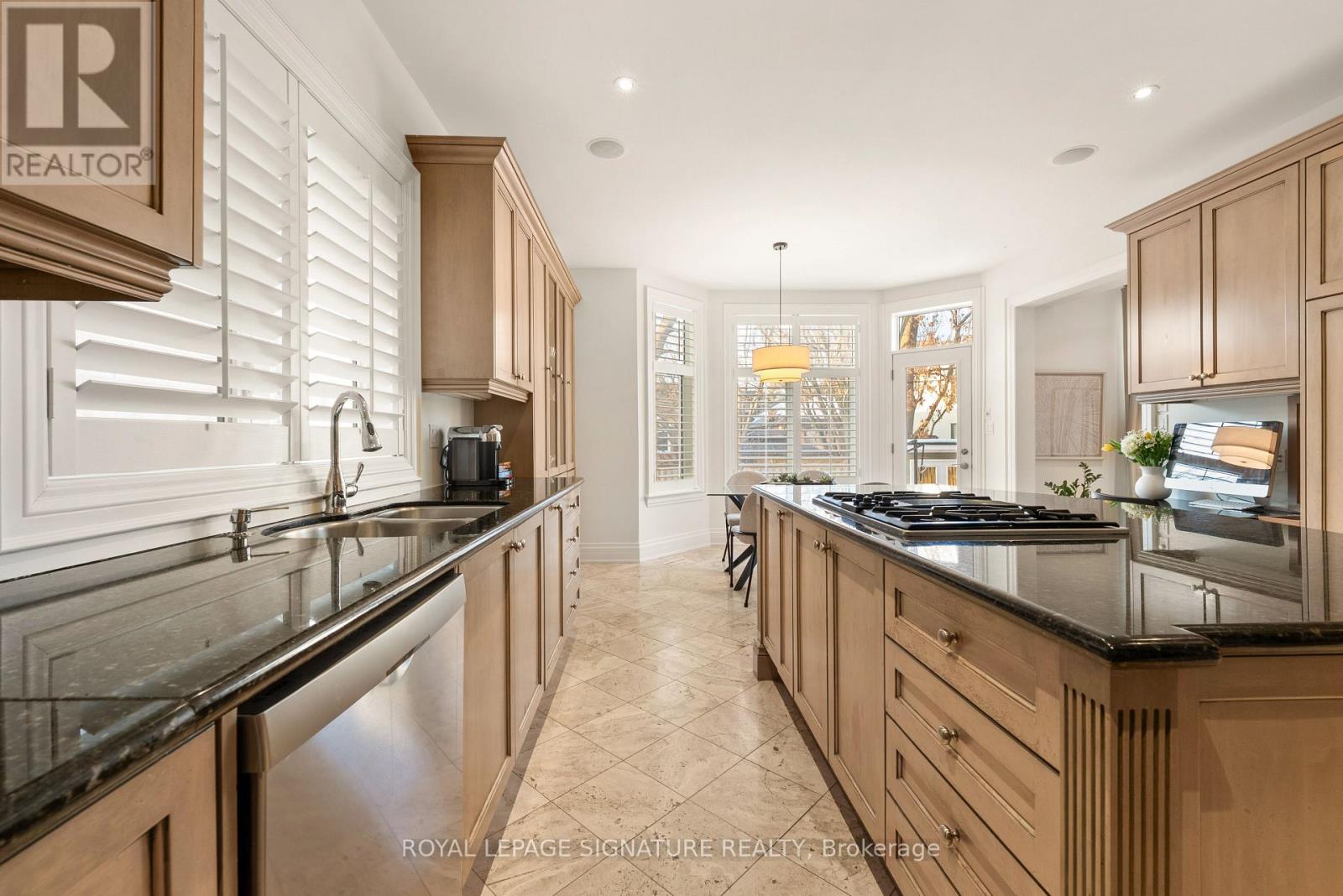 68 Carmichael Avenue, Toronto, Ontario  M5M 2W7 - Photo 11 - C13002382