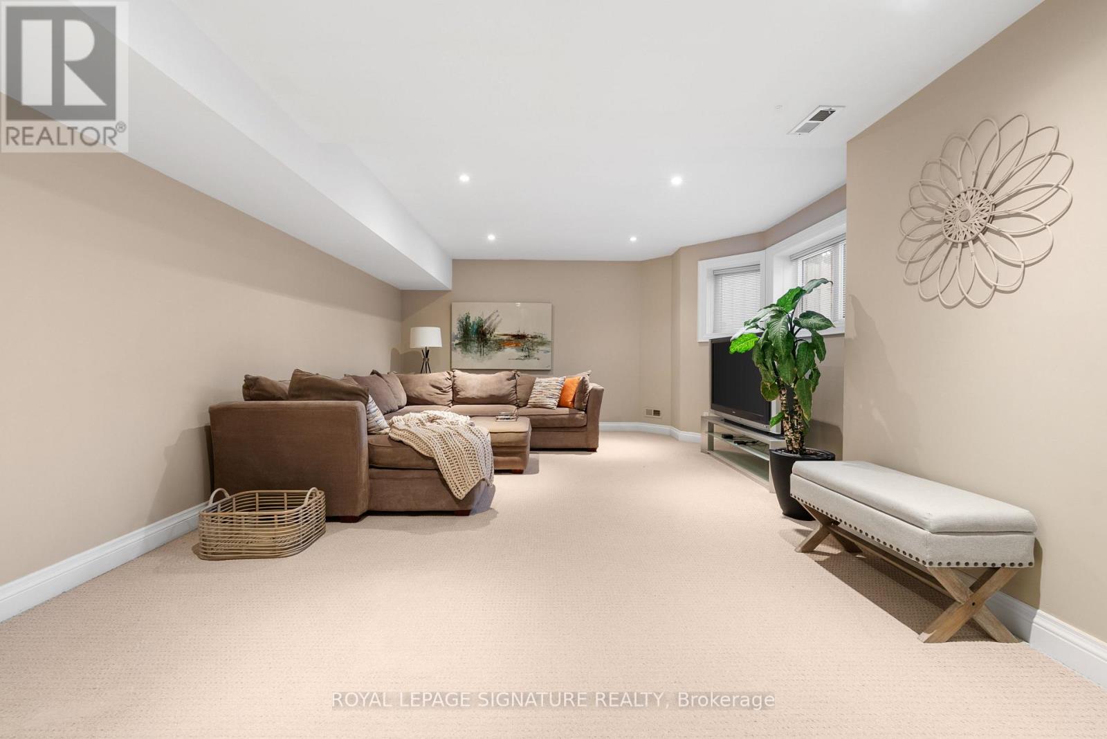 68 Carmichael Avenue, Toronto, Ontario  M5M 2W7 - Photo 27 - C13002382