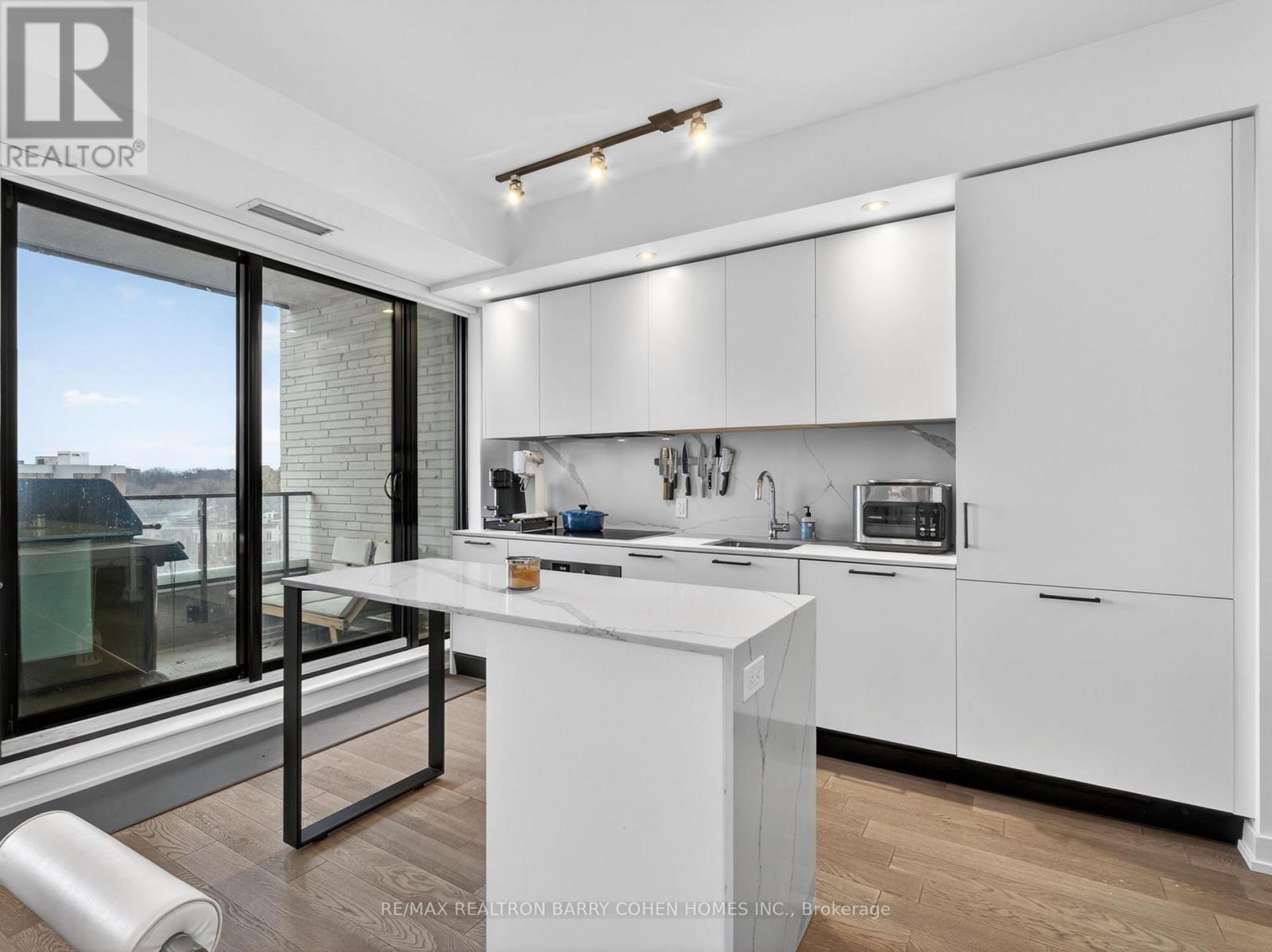 704 - 200 Sudbury Street, Toronto, Ontario M6J 0H1 - Photo 9 - C13002424