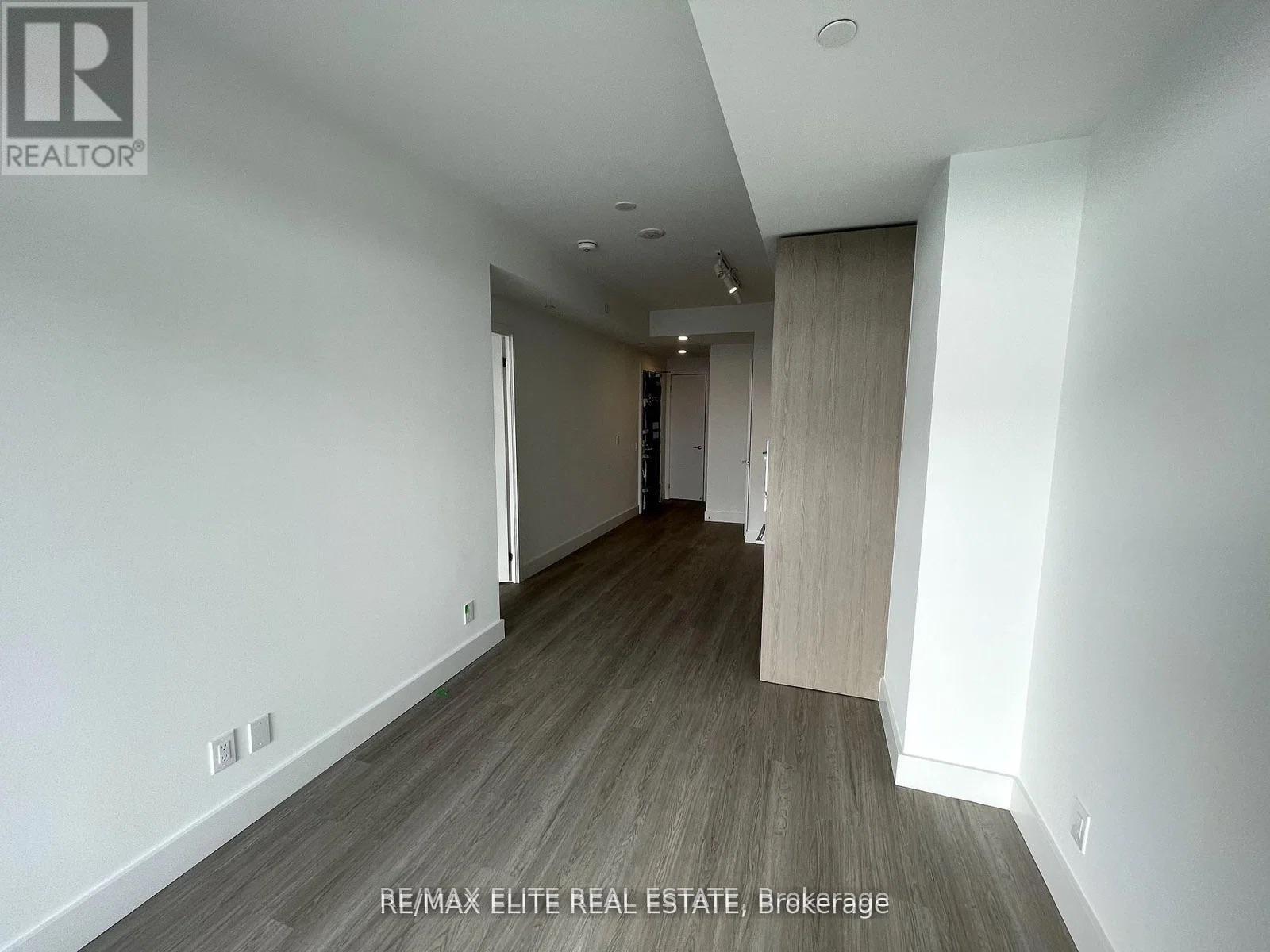 512 - 6 Greenbriar Road, Toronto, Ontario  M2K 1H4 - Photo 3 - C13002438