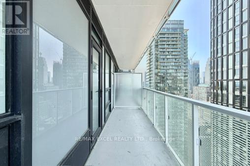 3303 - 89 Church Street, Toronto, Ontario  M5C 0B7 - Photo 5 - C13002458