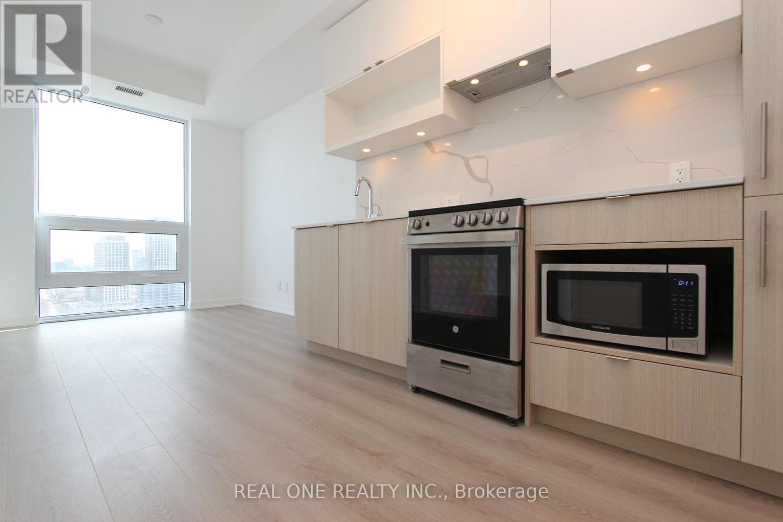 2605 - 100 QUEEN STREET E, Toronto, Ontario