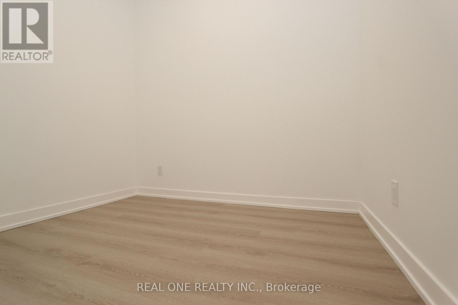 2605 - 100 Queen Street E, Toronto, Ontario  M5C 0B5 - Photo 10 - C13002516