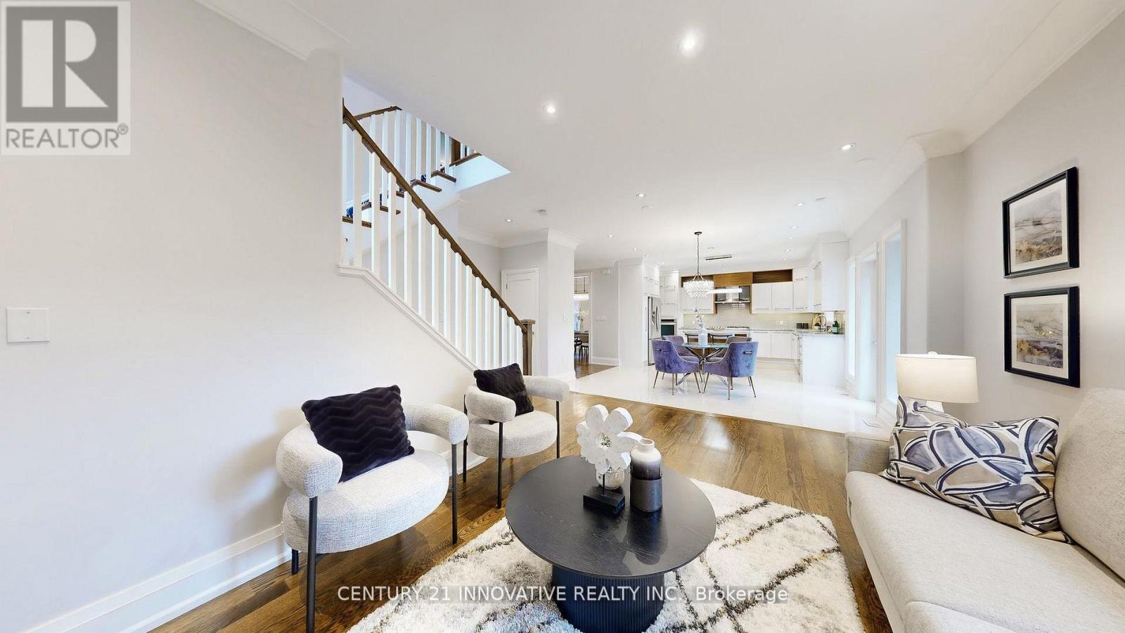 1 Dustan Crescent, Toronto, Ontario  M4J 4G4 - Photo 15 - E13002418