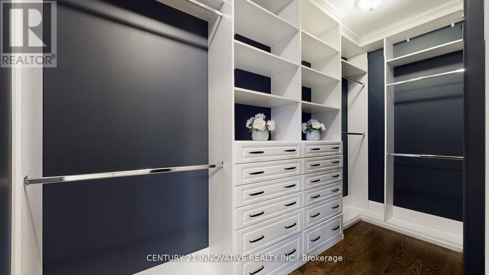 1 Dustan Crescent, Toronto, Ontario  M4J 4G4 - Photo 23 - E13002418