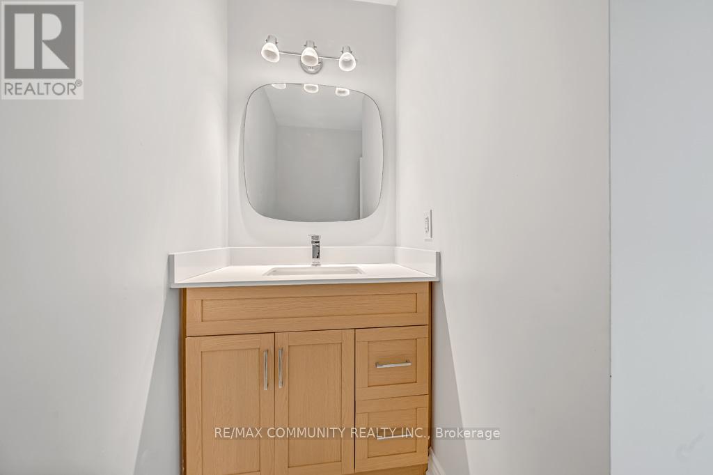 140 Orchard Heights Drive, Clarington, Ontario  L1B 1J7 - Photo 13 - E13002524