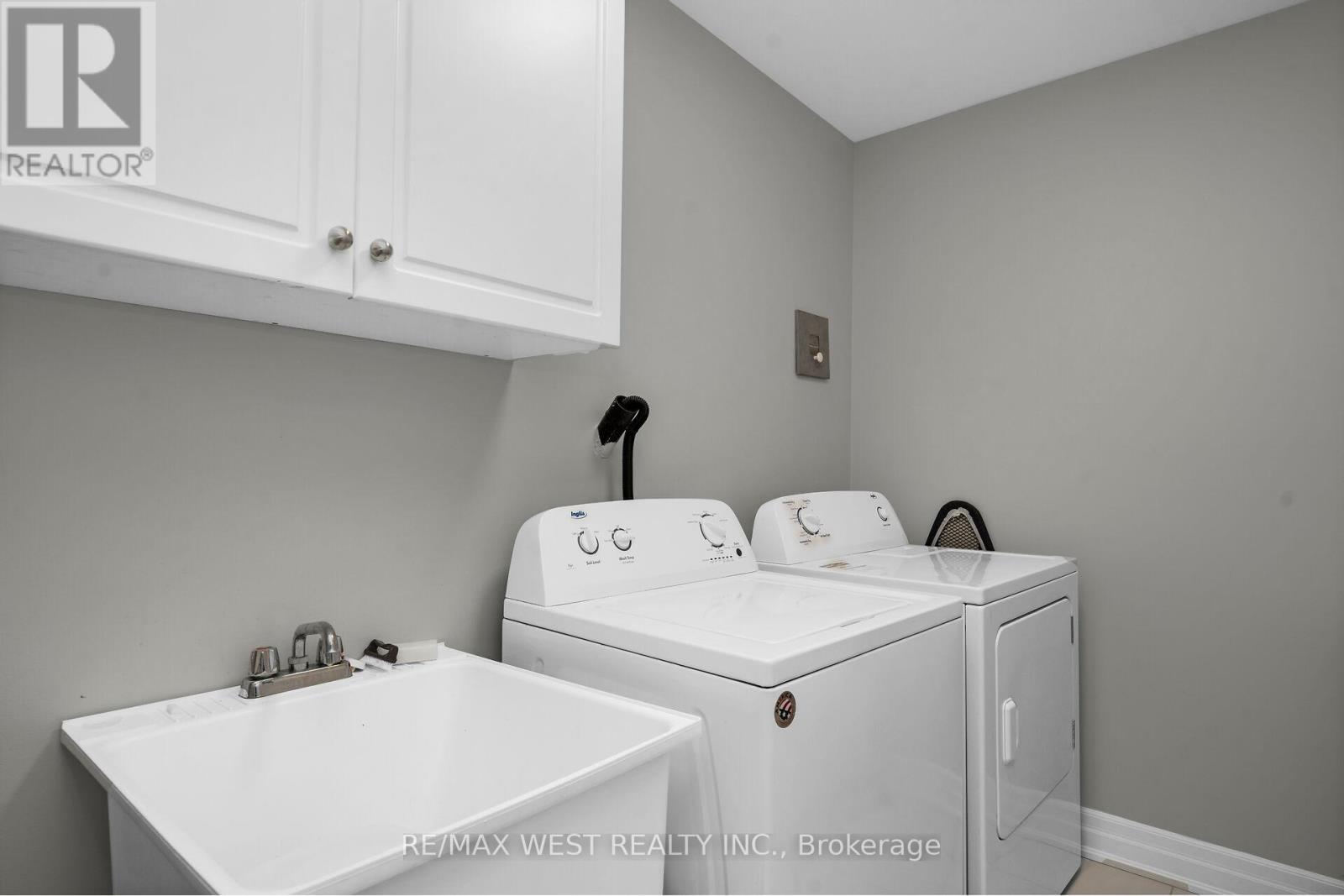 8208 Pine Valley Drive, Vaughan, Ontario  L4L 0H6 - Photo 35 - N13002288