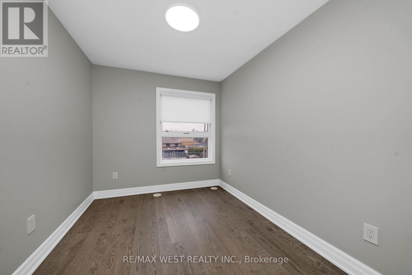 8208 Pine Valley Drive, Vaughan, Ontario  L4L 0H6 - Photo 32 - N13002288