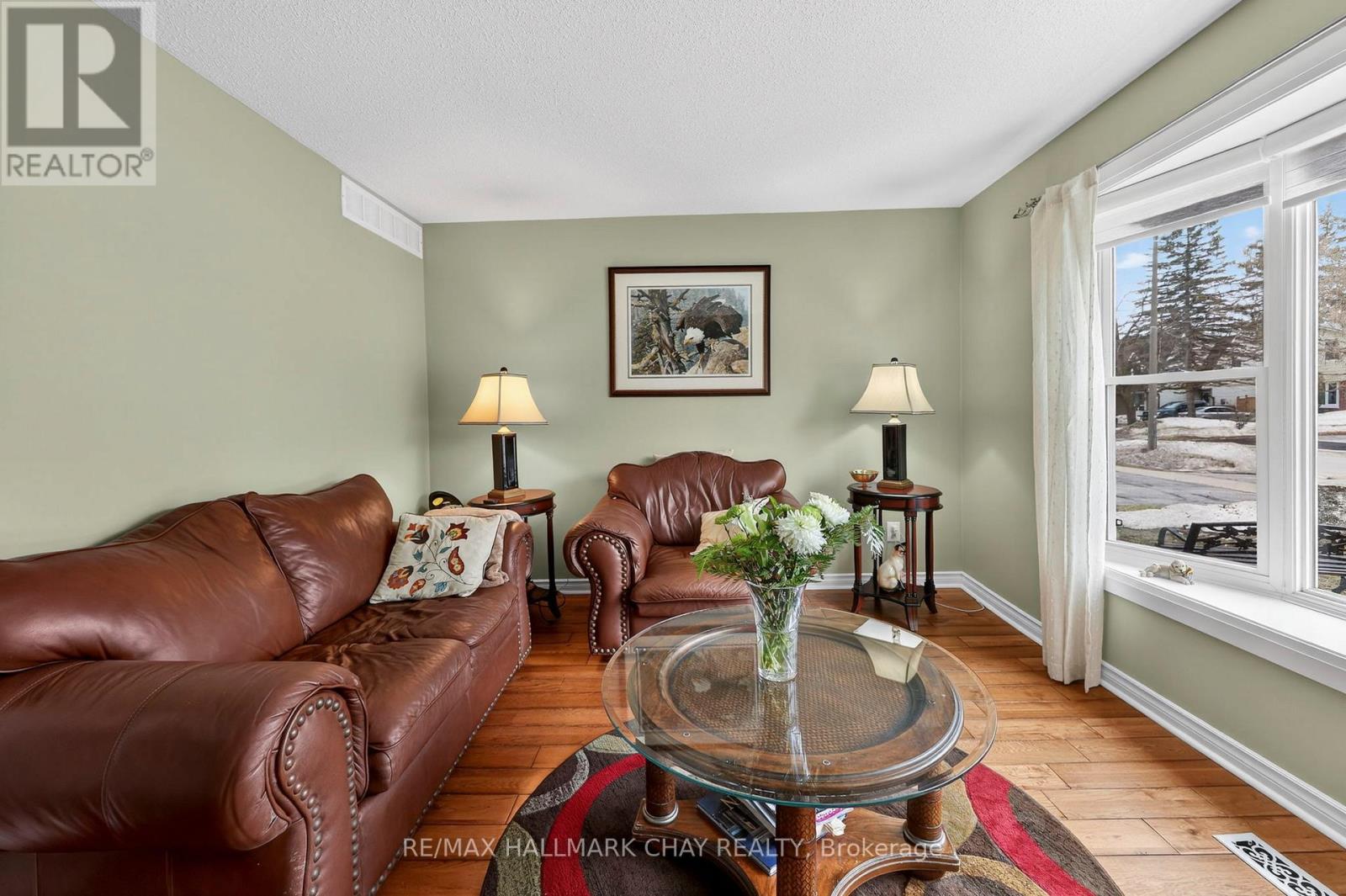 15 Wilde Place, Barrie, Ontario  L4N 4W6 - Photo 6 - S12970802