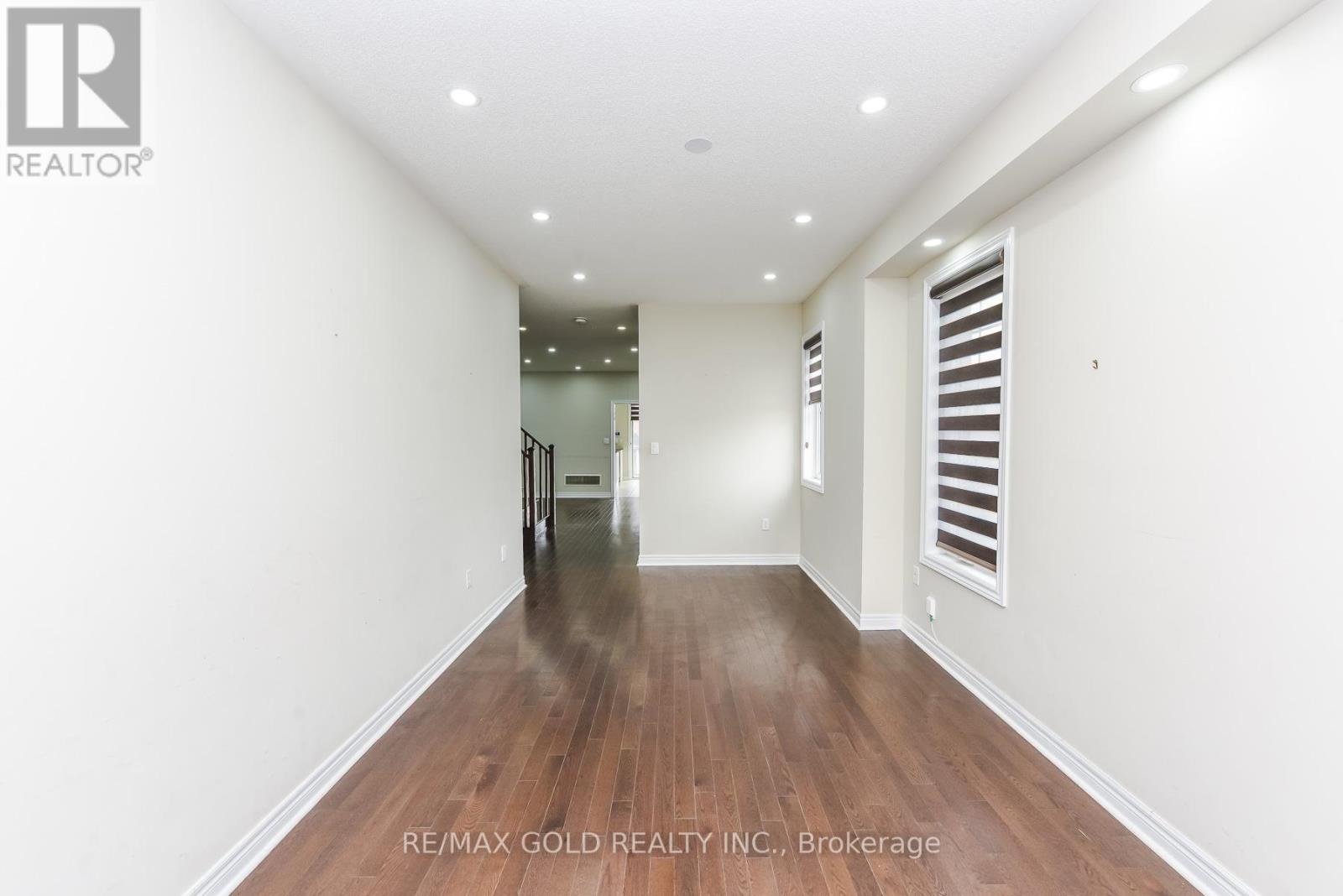 5 Remembrance Road, Brampton, Ontario  L7A 4Z1 - Photo 15 - W12994718