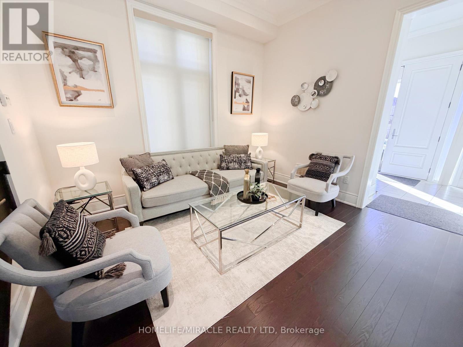 16 Lyle Way, Brampton, Ontario  L6X 5P8 - Photo 33 - W12951398