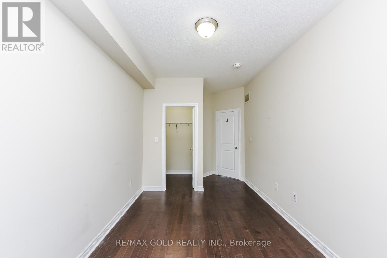 5 Remembrance Road, Brampton, Ontario  L7A 4Z1 - Photo 17 - W12994718