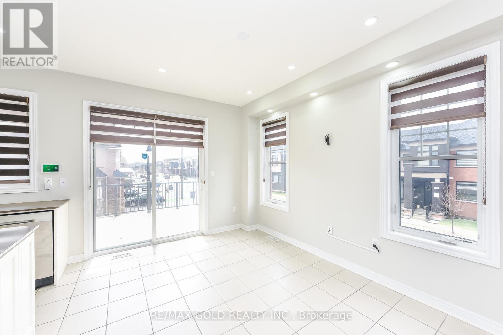 5 Remembrance Road, Brampton, Ontario  L7A 4Z1 - Photo 19 - W12994718