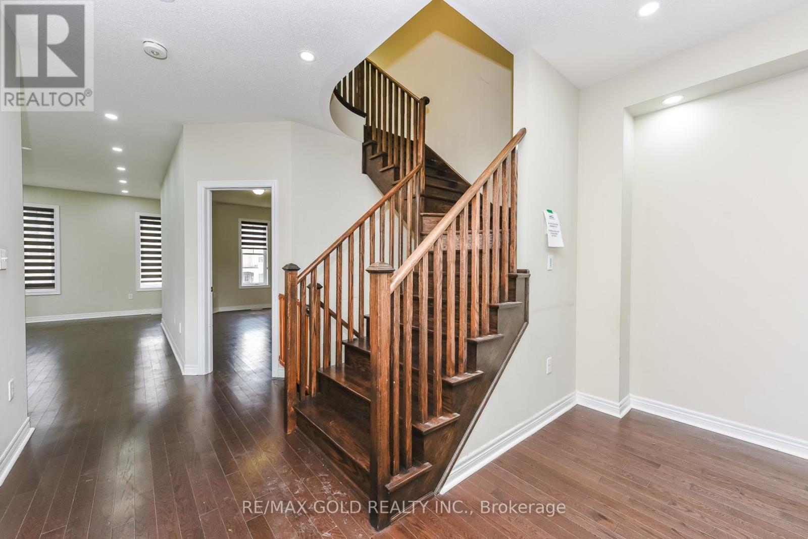 5 Remembrance Road, Brampton, Ontario  L7A 4Z1 - Photo 12 - W12994718