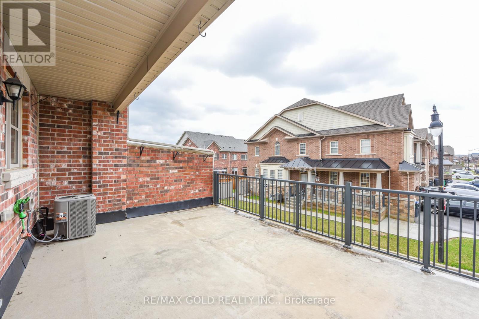 5 Remembrance Road, Brampton, Ontario  L7A 4Z1 - Photo 23 - W12994718